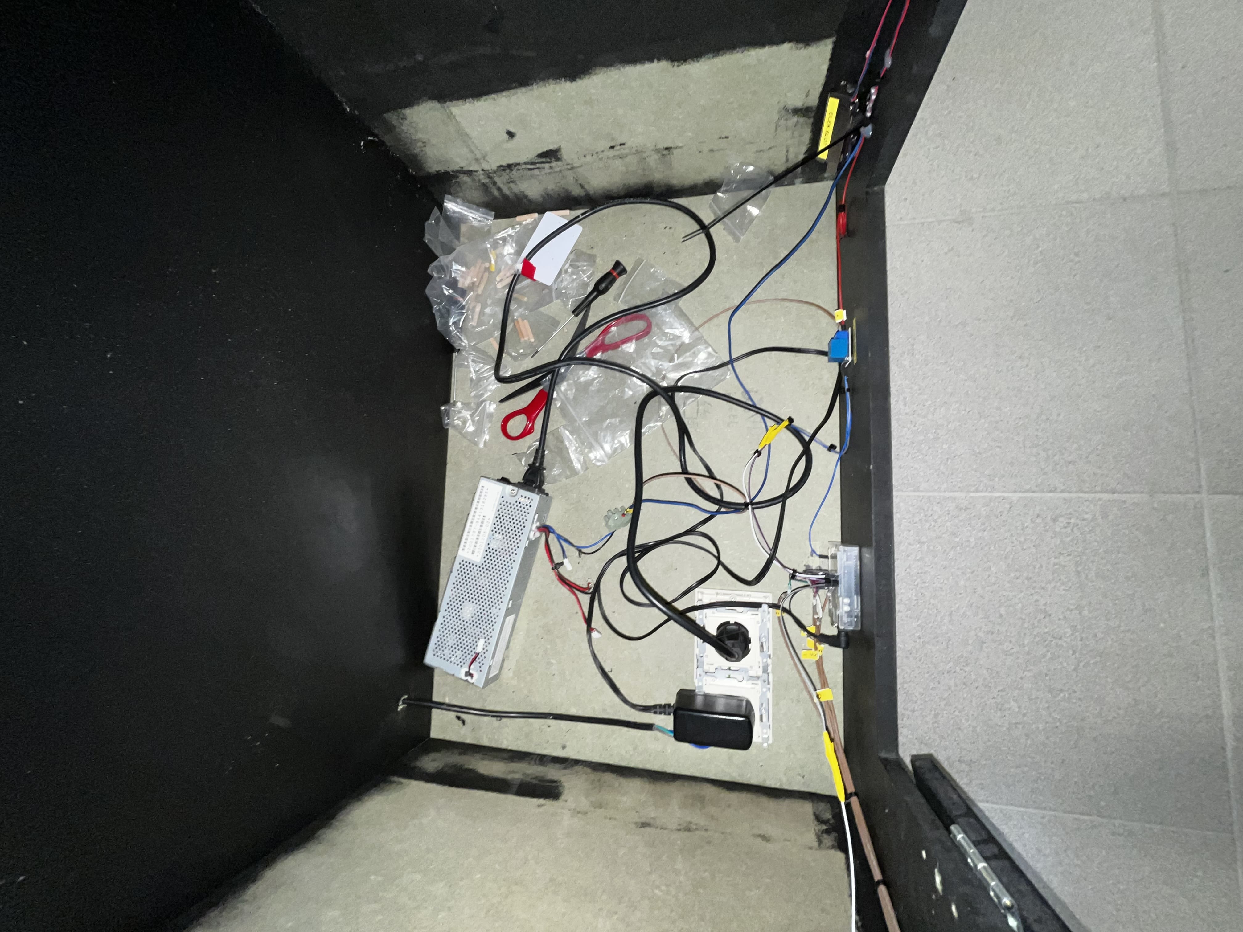 Arcade kast binnenkant bodem